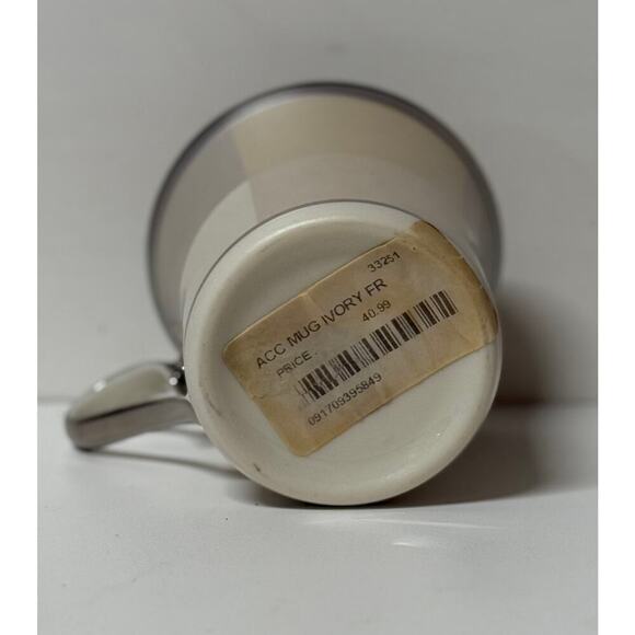 NEW Lenox Ivory Frost Platinum Mug - Picture 4 of 4